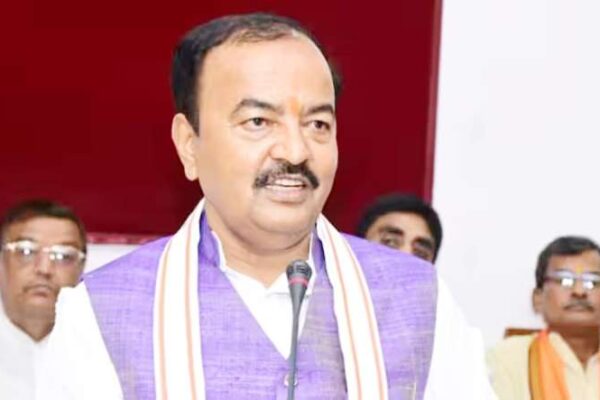 क्या UP में बदलने वाला है सीएम चेहरा? केशव मौर्य ने उठाया ये बड़ा कदम