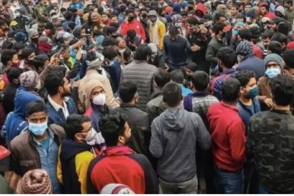 MP Board Exam : MP बोर्ड ने 6 महीने पहले ही जारी कर दिया 10वीं और 12वीं बोर्ड परीक्षा का टाइमटेबल, जानें कब होगी कौन सी परीक्षा