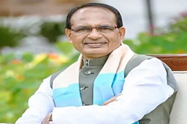 एमपी के पूर्व सीएम शिवराज सिंह ने की लखपति दीदी अभियान की तारीफ, कहा- “सामाजिक परिवर्तन की अग्रदूत हैं लखपति दीदी”