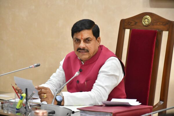 प्रदेश में 4278 करोड़ के तीन बड़े कामों को मंजूरी: इंदौर-उज्जैन के बीच फोर लेन ग्रीन फील्ड मार्ग,उज्जैन में रेलवे क्रासिंग पर बनेगा आरओबी
